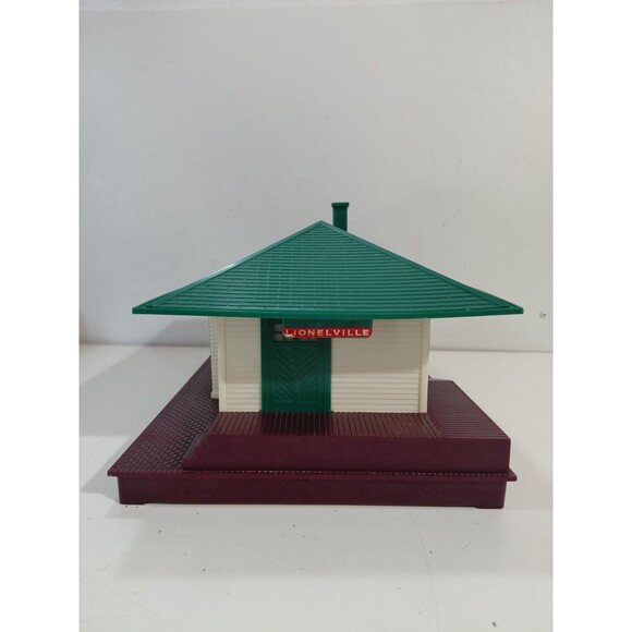 Lionel O Gauge Model Railroad Scenery Lighted Lionelville Station/Depot Building - Picture 2 of 9